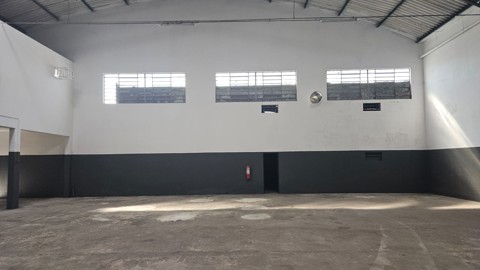 Galpão para alugar em Guarulhos com 5 banheiros, 6 vagas, 925 m2 de área útil, código 181-2260 (2/29)