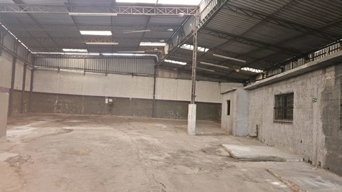 Galpão para alugar em Arujá com 4 banheiros, 2 vagas, 550 m2 de área útil, código 181-2261 (17/44)