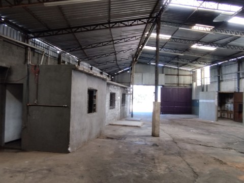 Galpão para alugar em Arujá com 4 banheiros, 2 vagas, 550 m2 de área útil, código 181-2261 (20/44)