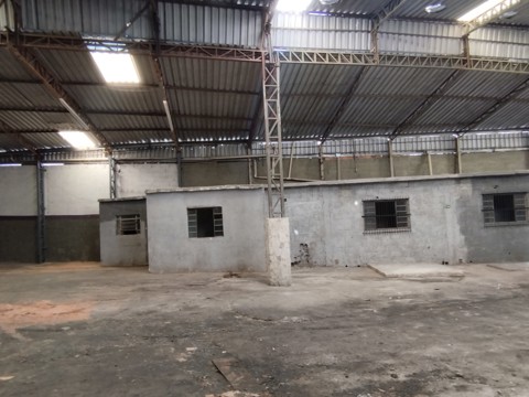 Galpão para alugar em Arujá com 4 banheiros, 2 vagas, 550 m2 de área útil, código 181-2261 (22/44)