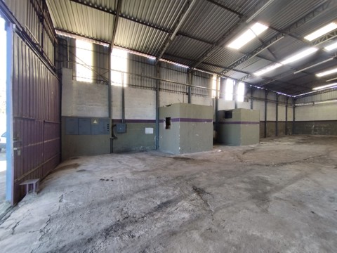 Galpão para alugar em Arujá com 4 banheiros, 2 vagas, 550 m2 de área útil, código 181-2261 (38/44)