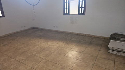 Galpão para alugar em Guarulhos com 3 banheiros, 3 vagas, 400 m2 de área útil, código 181-2262 (5/10)