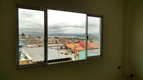 Galpão em Guarulhos com 4 banheiros, 3 vagas, 550 m2 de área útil, código 181-2272 (11/14)