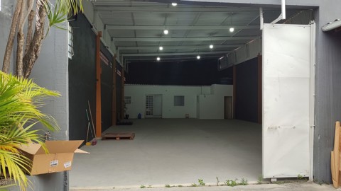 Galpão para alugar em Guarulhos com 1 dormitório, 1 suite, 3 banheiros, 2 vagas, 250 m2 de área útil, código 181-2273 (4/13)