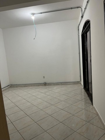 Galpão para alugar em Guarulhos com 2 banheiros, 2 vagas, 125 m2 de área útil, código 181-2274 (10/15)