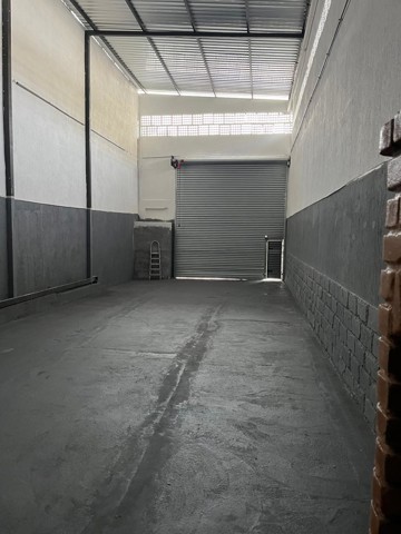 Galpão para alugar em Guarulhos com 2 banheiros, 2 vagas, 125 m2 de área útil, código 181-2274 (13/15)