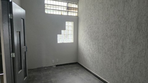 Galpão para alugar em Guarulhos com 6 banheiros, 5 vagas, 1.280 m2 de área útil, código 181-2276 (6/30)