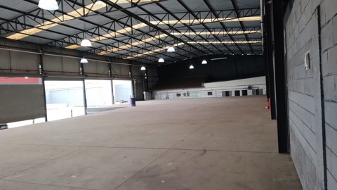 Galpão para alugar em Guarulhos com 4 banheiros, 10 vagas, 1.000 m2 de área útil, código 181-2285 (3/42)
