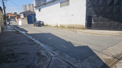 Galpão para alugar em Guarulhos com 2 banheiros, 3 vagas, 365 m2 de área útil, código 181-2286 (7/29)