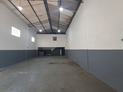 Galpão para alugar em Guarulhos com 3 banheiros, 3 vagas, 287 m2 de área útil, código 181-2292 (20/25)