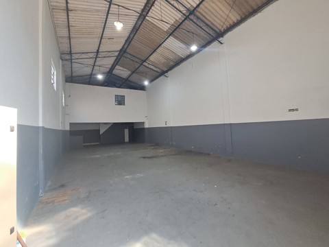 Galpão para alugar em Guarulhos com 3 banheiros, 3 vagas, 287 m2 de área útil, código 181-2292 (21/25)