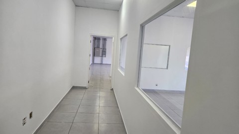 Galpão para alugar em Guarulhos com 6 banheiros, 15 vagas, 1.837 m2 de área útil, código 181-2293 (41/70)