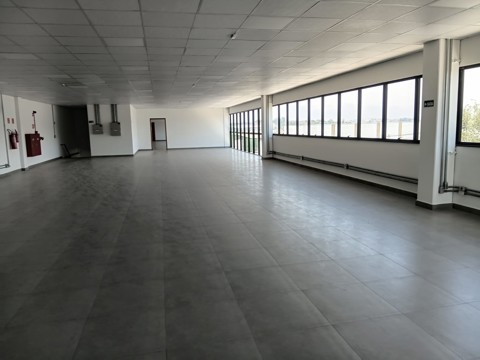 Galpão para alugar em Guarulhos com 8 banheiros, 20 vagas, 4.800 m2 de área útil, código 181-2294 (14/22)