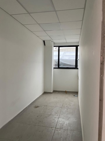 Galpão para alugar em Guarulhos com 8 banheiros, 20 vagas, 6.555 m2 de área útil, código 181-2295 (1/7)
