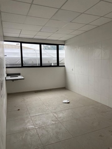 Galpão para alugar em Guarulhos com 8 banheiros, 20 vagas, 6.555 m2 de área útil, código 181-2295 (4/7)