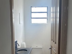 Galpão para alugar em Guarulhos com 750 m2 úteis