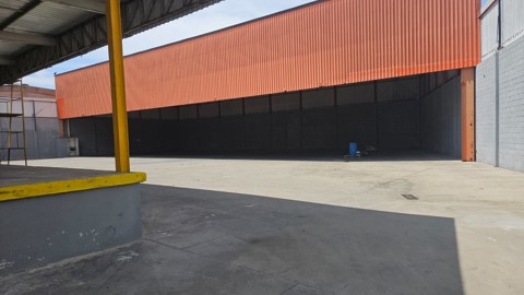 Galpão para alugar em Guarulhos com 10 banheiros, 20 vagas, 6.500 m2 de área útil, código 181-2300 (10/45)