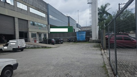 Galpão para alugar em Guarulhos com 4 banheiros, 6 vagas, 1.730 m2 de área útil, código 181-2302 (1/36)