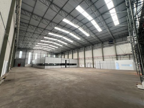 Galpão para alugar em Suzano com 8 banheiros, 20 vagas, 4.000 m2 de área útil, código 181-2305 (9/16)