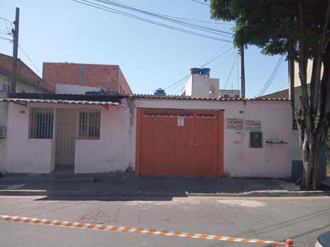 Casa à venda em Guarulhos (Jd Pres Dutra), 3 dormitórios, 1 banheiro, 4 vagas, código 300-720 (1/37)