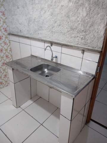 Salão para alugar em Guarulhos (Jd Pres Dutra), 2 banheiros, código 300-803 (12/14)