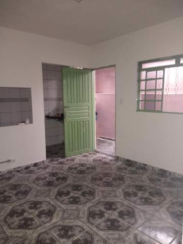 Casa para alugar em Guarulhos (Jd Pres Dutra), 1 dormitório, 1 banheiro, código 300-919 (3/18)
