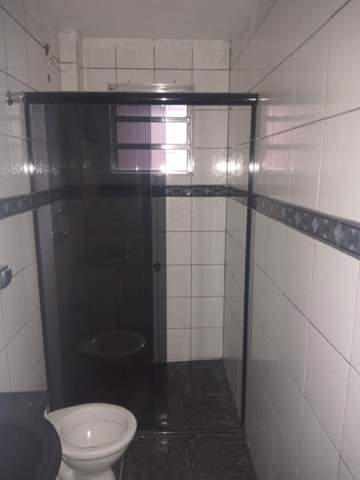 Casa para alugar em Guarulhos (Jd Pres Dutra), 1 dormitório, 1 banheiro, código 300-919 (11/18)