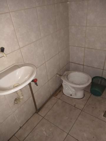 Salão para alugar em Guarulhos (Jd Pres Dutra), 1 banheiro, código 300-921 (13/14)