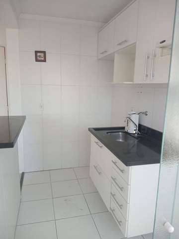 Apartamento à venda em Guarulhos (Jd Pres Dutra), 2 dormitórios, 1 banheiro, 1 vaga, código 300-937 (11/23)