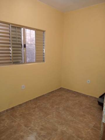 Sobrado à venda em Guarulhos (Jd Lenize - São João), 4 dormitórios, 2 banheiros, 2 vagas, código 300-942 (8/28)