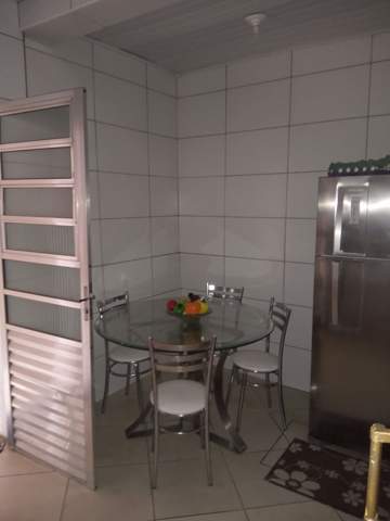 Casa à venda em Guarulhos (Jd Pres Dutra), 3 dormitórios, 2 banheiros, 1 vaga, código 300-958 (9/27)