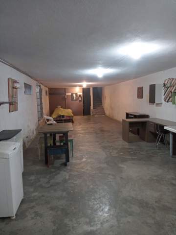 Salão à venda em Guarulhos (Jd Pres Dutra), 2 banheiros, 2 vagas, código 300-965 (11/27)