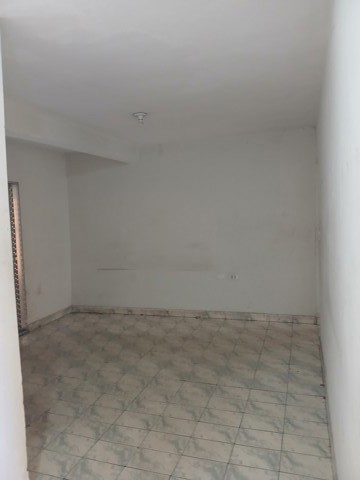 Sobrado à venda em Guarulhos (Res Pq Cumbica - Bonsucesso), 2 dormitórios, 4 banheiros, 1 vaga, código 300-976 (30/33)