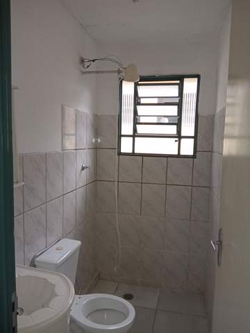 Assobradada para alugar em Guarulhos (Bonsucesso), 2 dormitórios, 1 banheiro, 1 vaga, código 300-978 (11/13)
