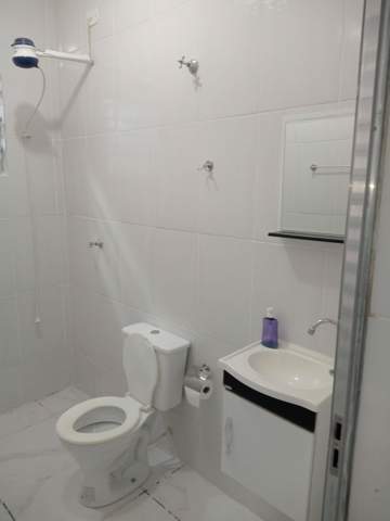 Casa para alugar em Guarulhos (Jd Pres Dutra), 1 banheiro, código 300-979 (10/12)