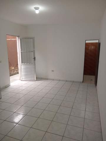 Casa para alugar em Guarulhos (Jd Pres Dutra), 1 dormitório, 1 banheiro, código 300-995 (4/12)
