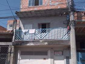 Sobrado à venda em Guarulhos, 4 dorms, 1 suíte, 2 wcs, 1 vaga