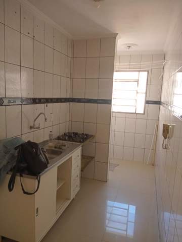 Apartamento para alugar em Guarulhos (V Nova Bonsucesso), 2 dormitórios, 1 banheiro, 1 vaga, código 300-1005 (8/17)
