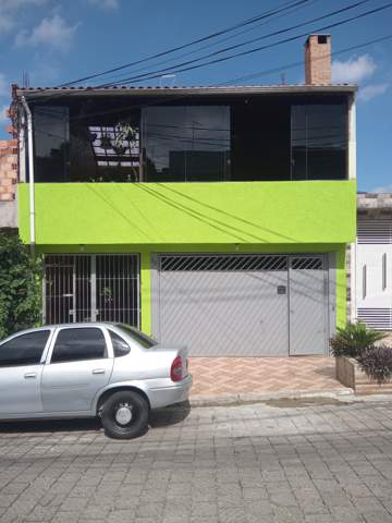 Sobrado à venda em Guarulhos (Jd Pte Alta I - Bonsucesso), 5 dormitórios, 3 suites, 6 banheiros, 1 vaga, código 300-1024 (1/24)