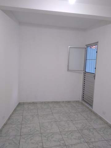 Casa à venda em Guarulhos (Jd Pres Dutra), 5 dormitórios, 2 banheiros, 2 vagas, código 300-1043 (23/24)