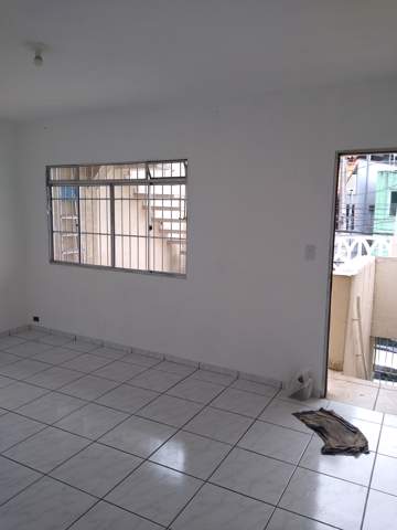 Casa para alugar em Guarulhos (Jd Pres Dutra), 1 dormitório, 1 suite, 2 banheiros, código 300-1058 (6/19)