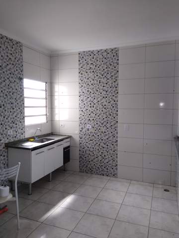 Sobrado para alugar em Guarulhos (Jd Pres Dutra), 2 dormitórios, 1 banheiro, 1 vaga, código 300-1074 (8/18)