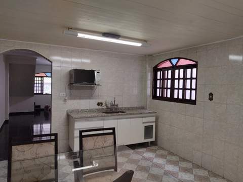 Sobrado à venda em Guarulhos (Res Pq Cumbica - Bonsucesso), 3 dormitórios, 1 suite, 3 banheiros, 2 vagas, código 300-1081 (9/28)