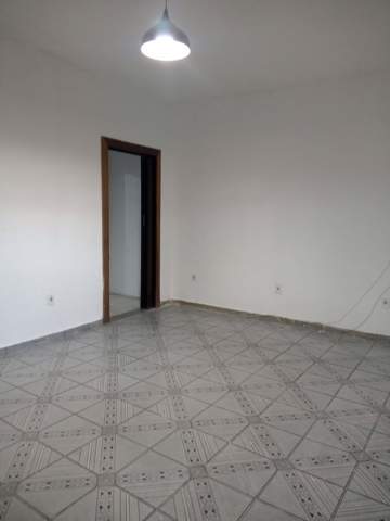 Casa para alugar em Guarulhos (Inocoop - Bonsucesso), 2 dormitórios, 1 banheiro, 2 vagas, código 300-1090 (6/18)