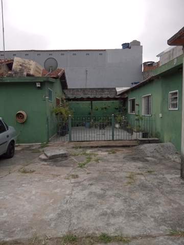 Casa em Guarulhos (Jd Pres Dutra), 4 dormitórios, 1 suite, 3 banheiros, 6 vagas, código 300-1101 (8/22)