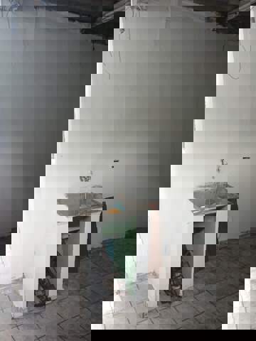 Casa à venda em Guarulhos (Jd Pres Dutra), 2 dormitórios, 1 banheiro, 2 vagas, código 300-1181 (5/17)