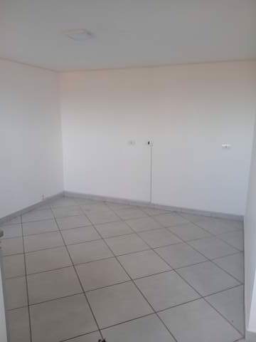 Sobrado para alugar em Guarulhos (Jd Pres Dutra), 1 dormitório, 1 banheiro, código 300-1237 (6/15)