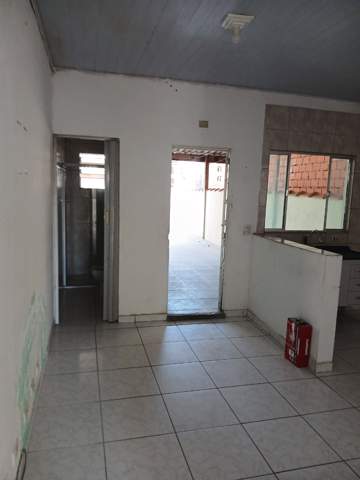 Sobrado para alugar em Guarulhos (Jd Pres Dutra), 2 dormitórios, 1 banheiro, código 300-1244 (15/16)