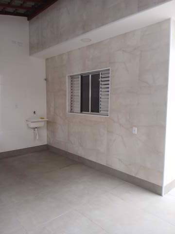 Casa para alugar em Guarulhos (Jd Pres Dutra), 1 dormitório, 1 banheiro, 1 vaga, código 300-1246 (4/11)