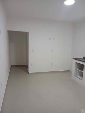 Casa para alugar em Guarulhos (Jd Pres Dutra), 1 dormitório, 1 banheiro, 1 vaga, código 300-1248 (6/13)